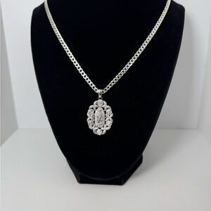 Cadena con dije de la virgen de Guadalupe plata 925